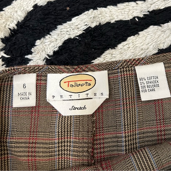 Vintage Skirt by Talbots Size 6 w/Stretch - Picture 6 of 6